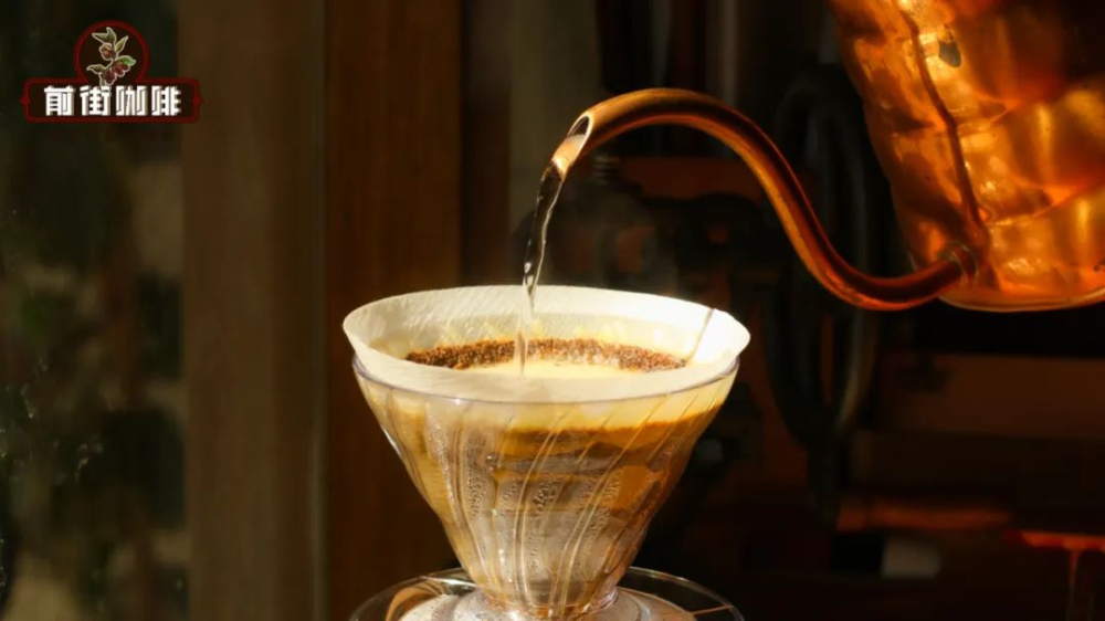 Beginner's Guide to Coffee Flavor Recognition: From Aroma Wheels to Sensory Training