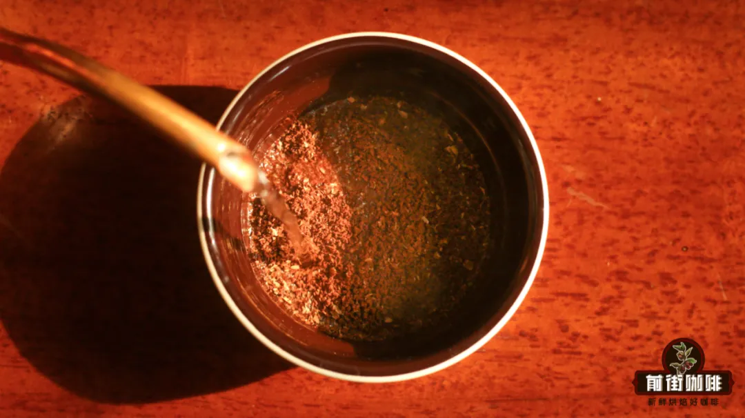 Complete Guide to Coffee Cupping: Steps, Standards, and Why Pour Over Can’t Replace It