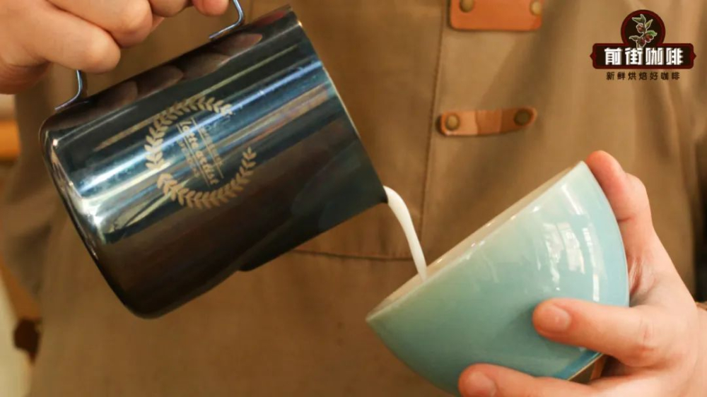 Latte Art Pouring Fusion Technique: Master Four Key Details for a Clean Liquid Surface