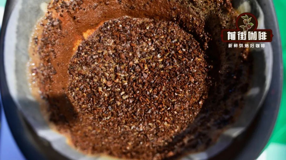 Why does pour over coffee taste so different? An analysis of three key factors: grind size, water temperature, and water quality