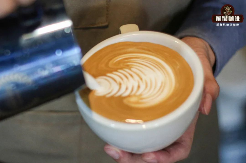 Latte Art Basics: A Complete Guide to Shaking Techniques for Leaves and Layered Hearts