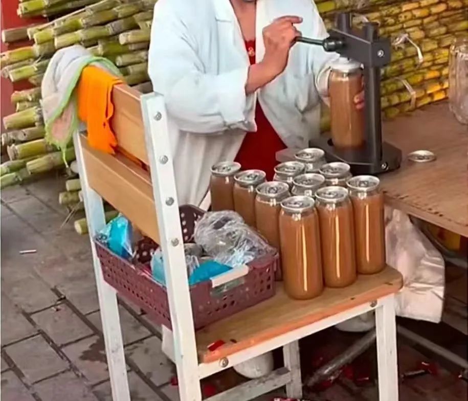 After the Handmade Coffee Trend by Nanjing's Grandma Han: The Current State and Business Considerations of 10-Yuan Affordable Drinks