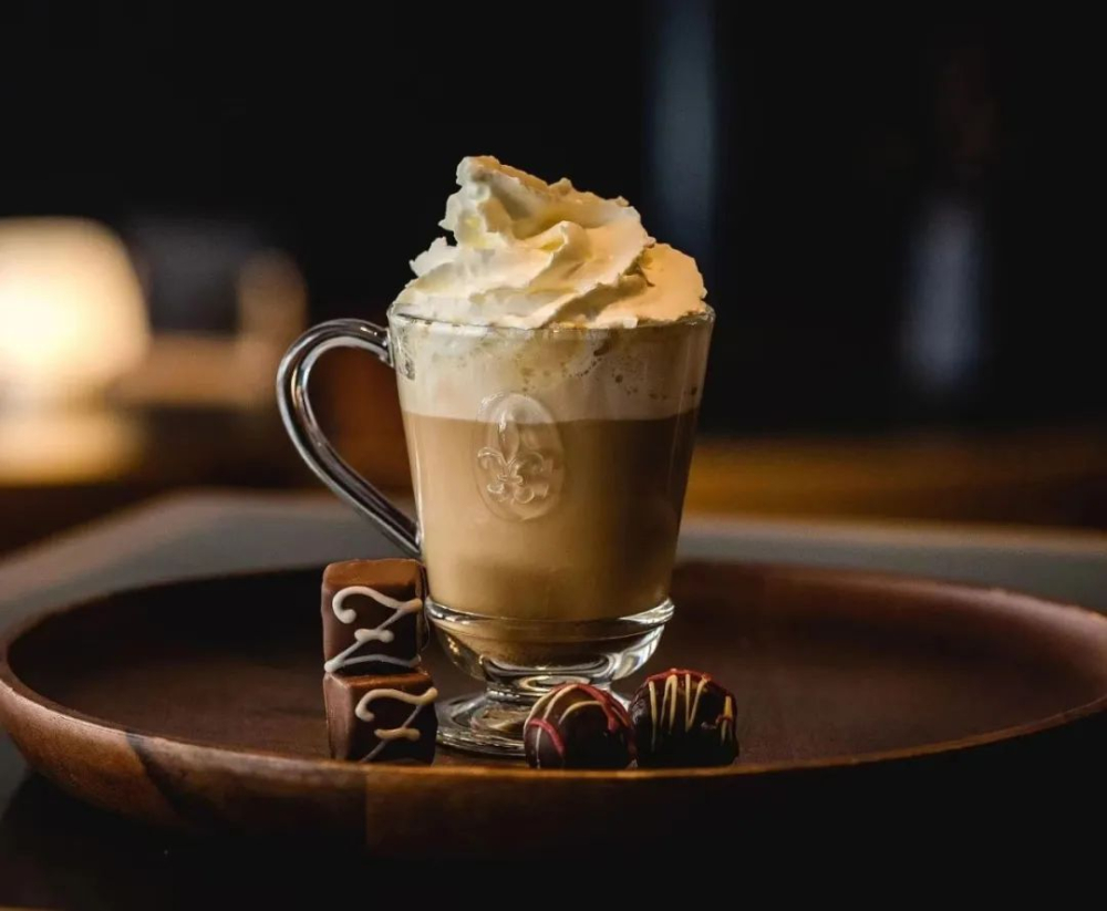 Complete Guide to Making Vienna Coffee: From Historical Origins to Modern Creamy Specialties