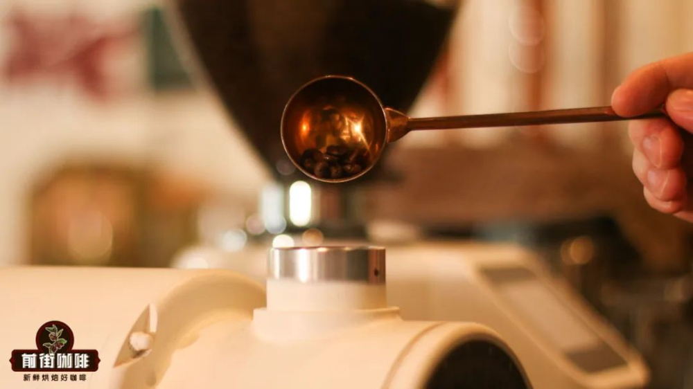 Why Wash Coffee Grounds Before Pour Over? Unraveling the Hidden Impact of Residual Coffee Dust and Oils on Flavor