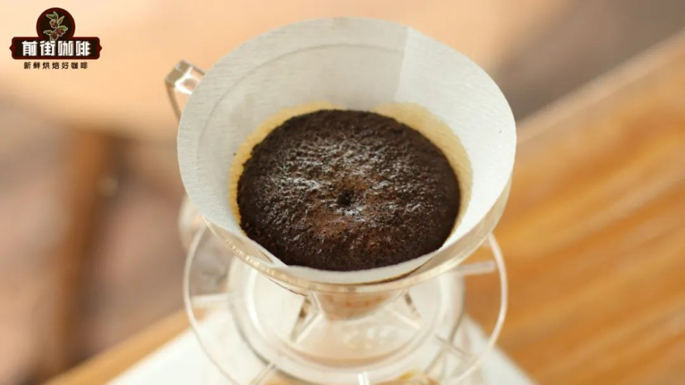 Analysis of Bubbling During Coffee Bloom in Pour Over Brewing and Techniques to Improve Channeling
