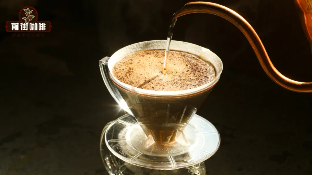 Pour Over Coffee Water Pouring Techniques Revealed: How Water Flow Rate Affects Extraction and Flavor?