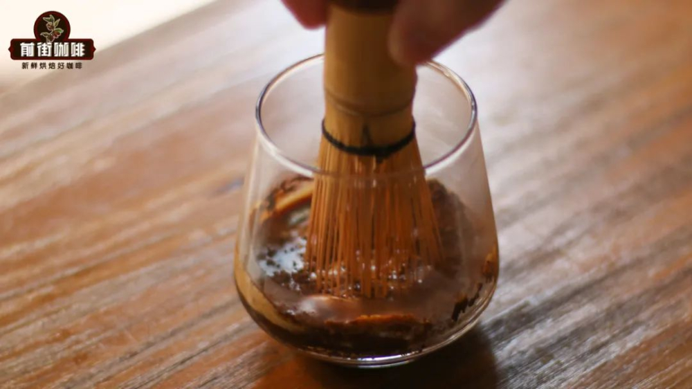 Complete Guide to Making Mocha Coffee: Hot & Iced Methods & How It Differs from Latte