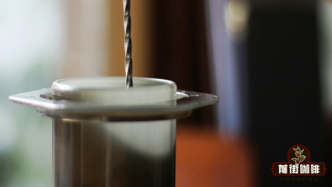 How to use an AeroPress? A complete guide and tips from beginner to espresso extraction