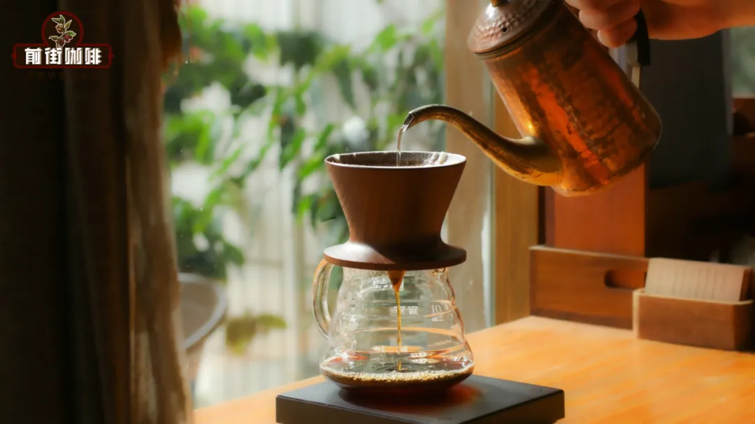 Comparison of the Anqing Wooden Dripper vs. V60 Pour Over | Analysis of Extraction Techniques for Dark Roast Beans and the Impact of Wooden Aroma