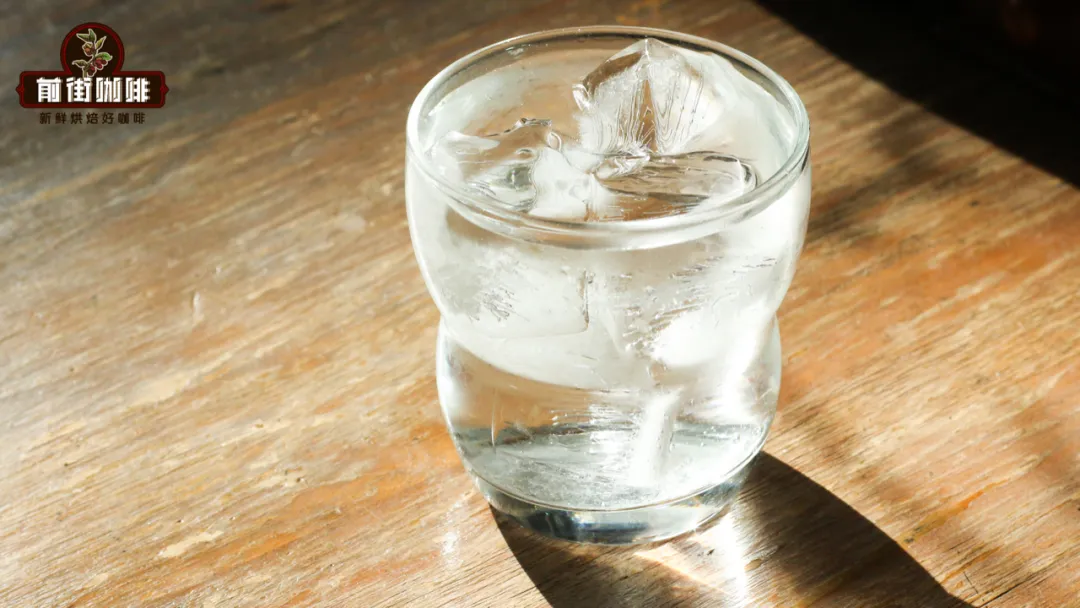 The Science of Drinking Ice Water Before Espresso: 5 Key Details to Enhance Flavor Perception