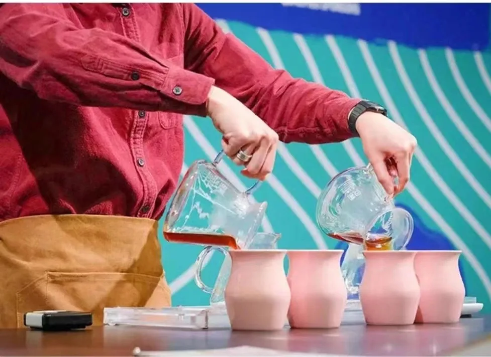 Hands-on Test of Coffee Tasting Cups: How Aroma Cups Enhance Pour Over Flavor Experience and Training Skills