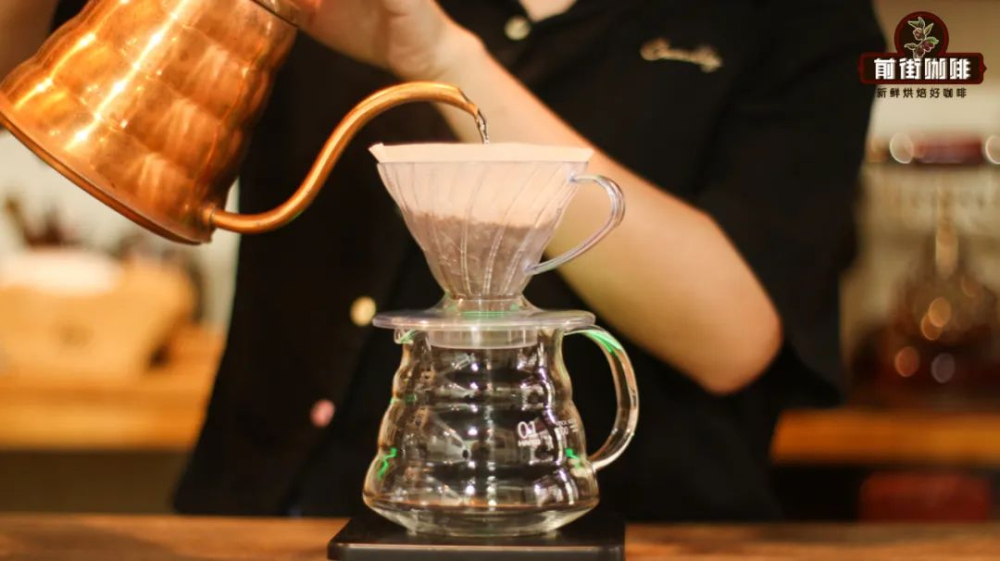 Practical Test on Circular Pouring Direction in Pour Over Coffee: Does Clockwise or Counterclockwise Really Affect Extraction?