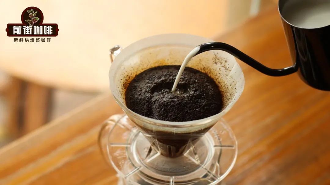 The Science of Pairing Pour Over Coffee with Milk: A Complete Guide to Temperature, Ratio, and Flavor Balance
