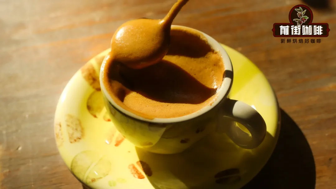 Analysis of the Unique Flavor of Naples Coffee and a Complete Guide to Making Whipped Cream