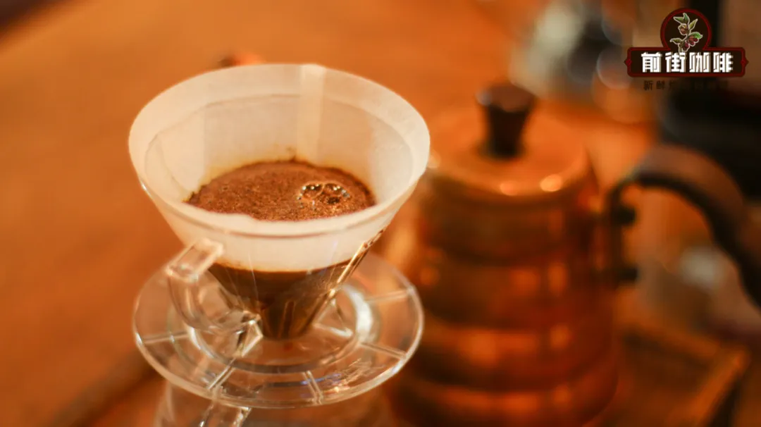 Pour Over Brewing Guide for Medium-Dark Roast Coffee Beans: Extraction Parameters and Flavor Balance Techniques