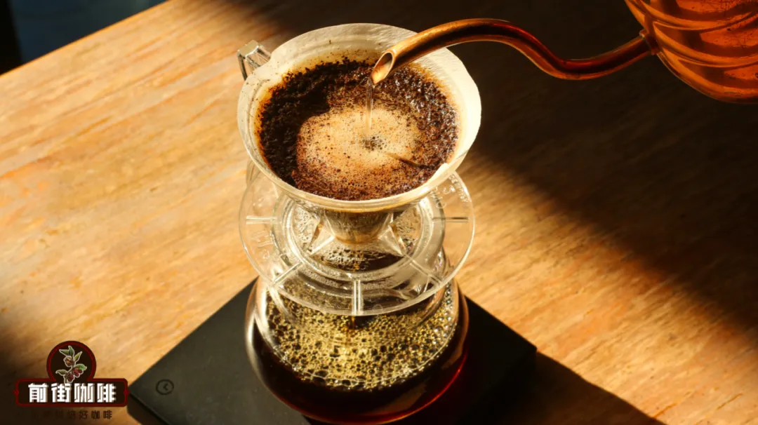 Analysis of the Three-Stage Pour Over Technique: The Key Steps to Replicating Café Flavor at Home