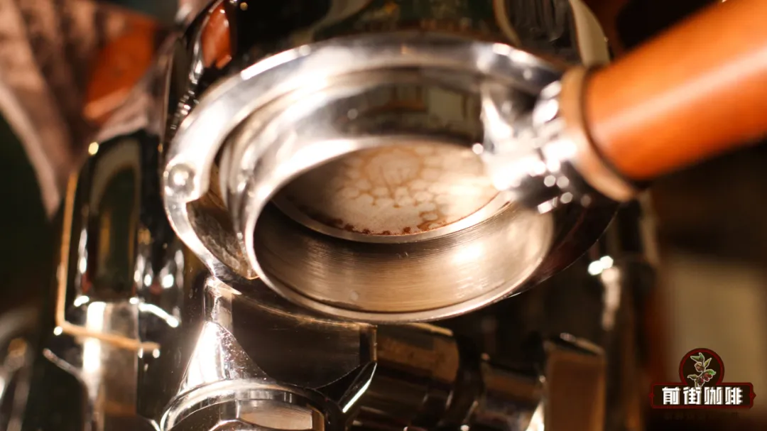 Espresso portafilter not filling up? Key techniques to balance grind size and coffee dose