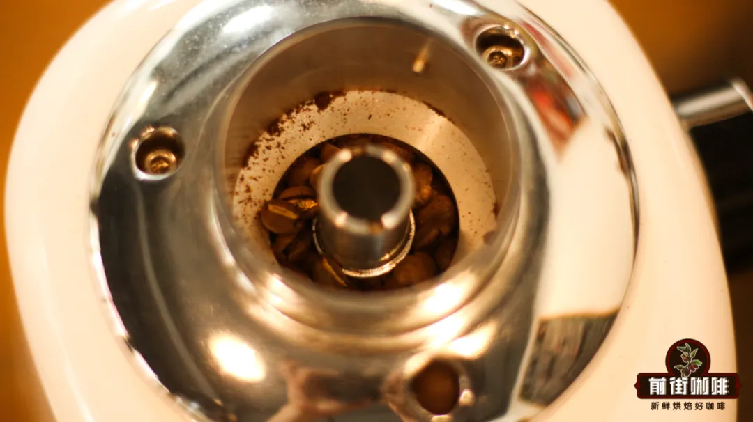 Troubleshooting Clogging in Espresso Grinders & Techniques for Adjusting Grind for Espresso | Barista Practical Guide