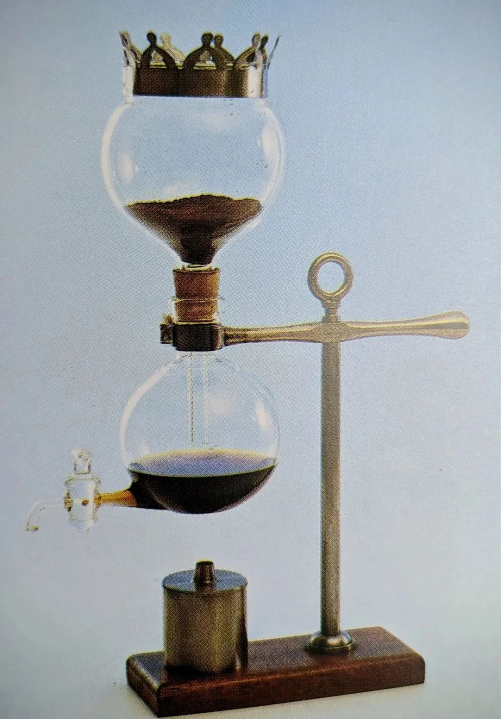 The Principles and History of Siphon Coffee: From Scientific Experiment to Japanese Perfection in Flavor