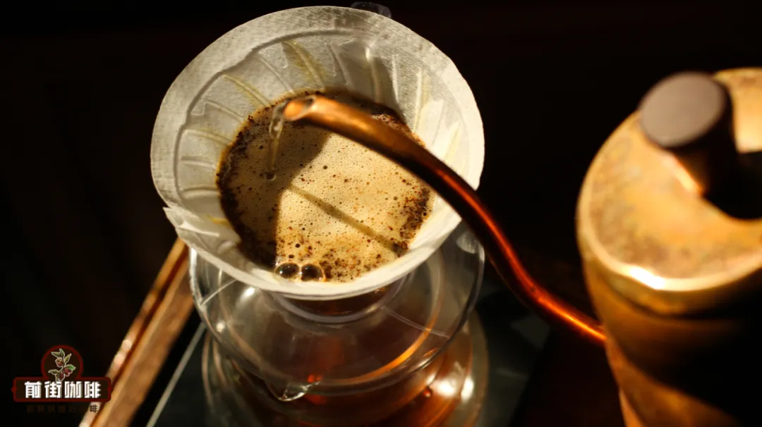 Must-read for pour over coffee: Brewing tips for water temperature, grind size, and brew ratio with dark roast vs. light roast beans