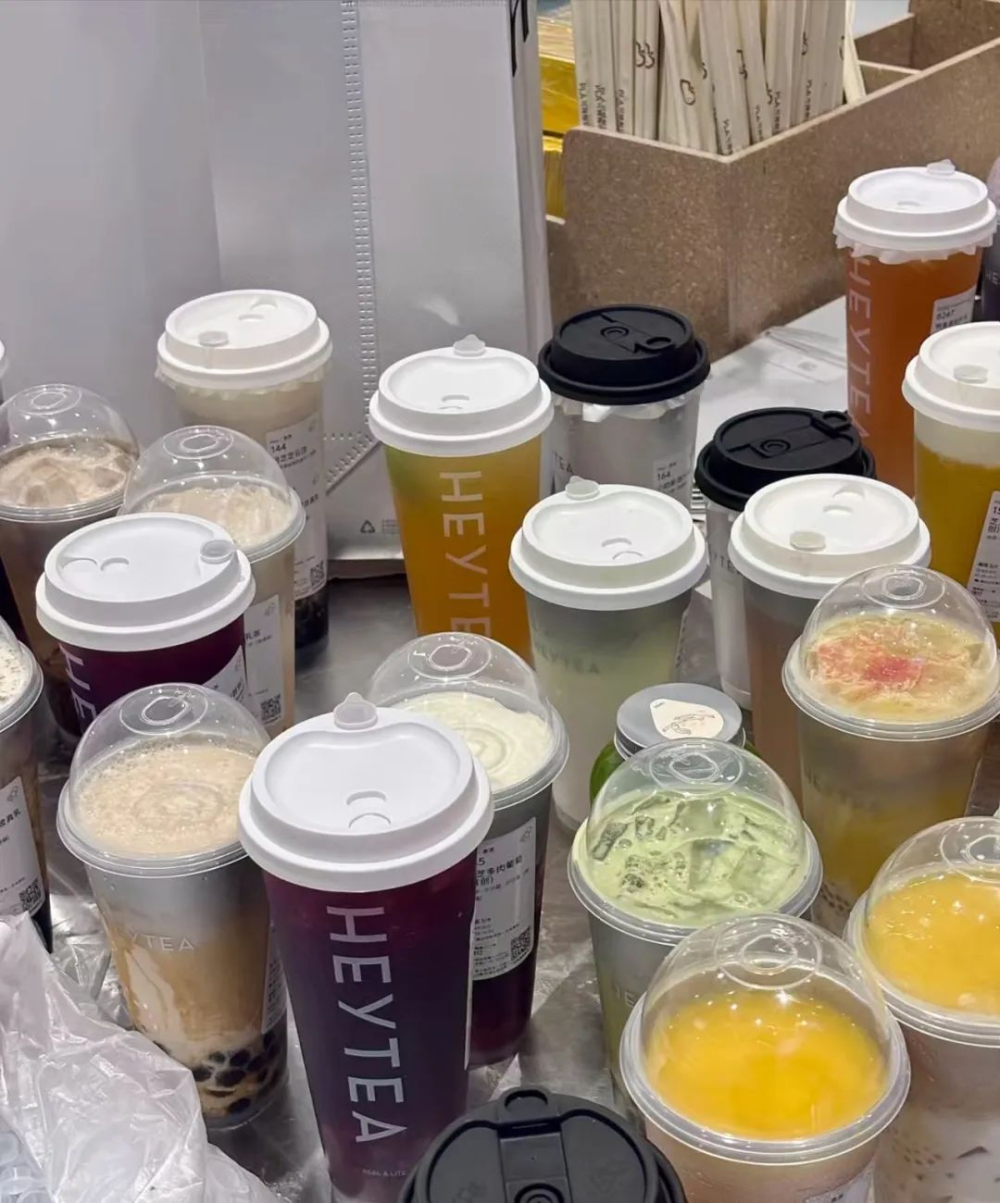 Lunar New Year milk tea orders surge 180%! The truth behind beverage shop staff working non-stop