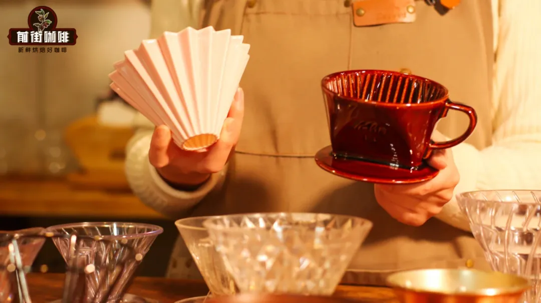 Why does the Hario Infinity Dripper resemble a Clever Dripper? A beginner's guide to choosing pour over drippers