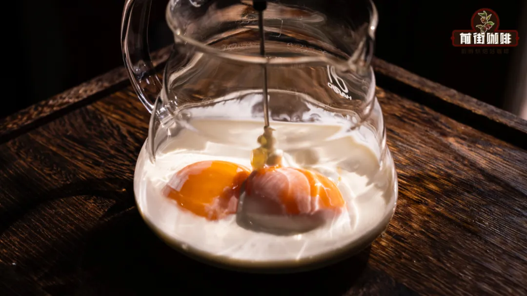 A Complete Guide to Making Vietnamese Egg Coffee: From Its History to a Hands-On Liquid Tiramisu Tutorial