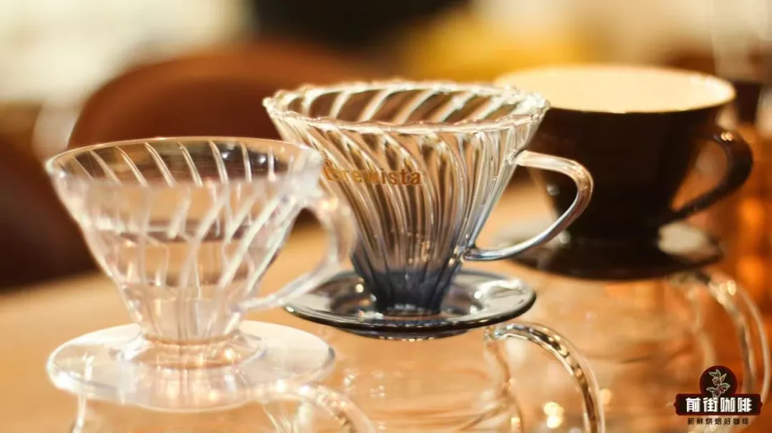 Ceramic vs. resin pour-over drippers: How to choose? A complete guide to pour-over coffee extraction temperature and flavor