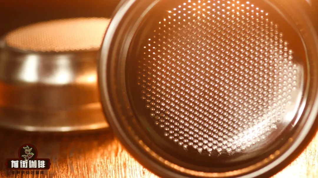 The benefits and risks of using a round filter paper in espresso: Position makes a big difference