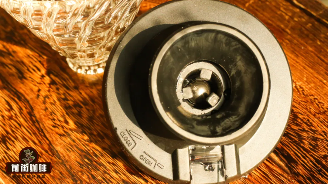 Comparison of Differences Between Hario Switch and Mr. Clever Smart Dripper|Techniques to Enhance Coffee Sweetness with the Bloom-First Brewing Method