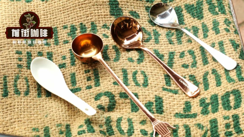 Essential Guide for Pour Over Beginners: How Many Grams in One Scoop of Coffee? How Many Scoops for 15g? With a Detailed Conversion Chart