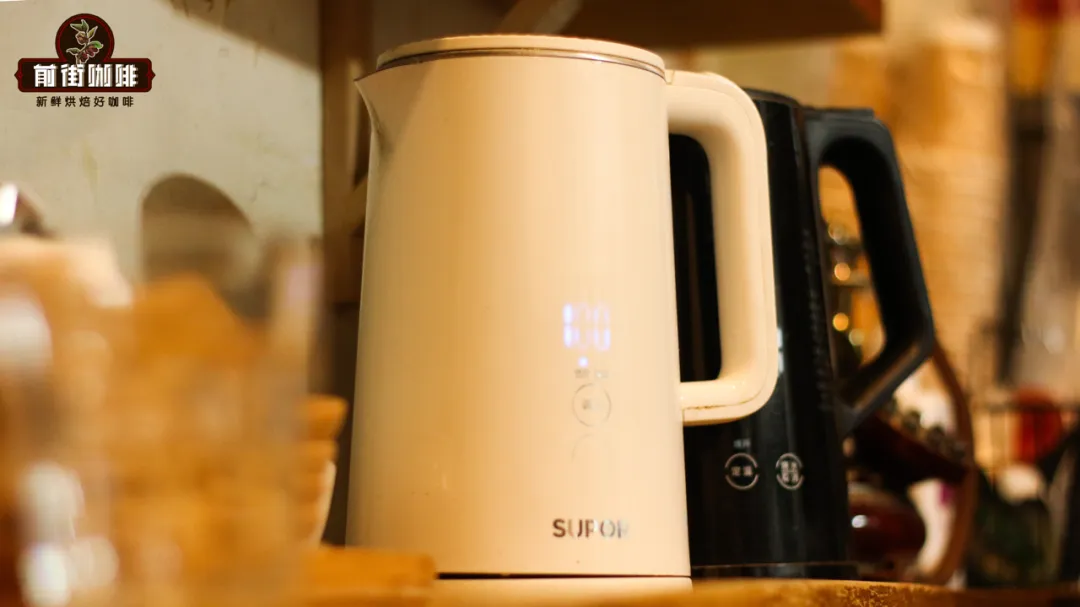 100°C High-Temperature Pour Over Coffee in Practice: Flavor Adjustment Techniques and Full Operation Process