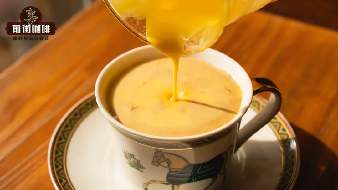 A Complete Guide to Making Vietnamese Egg Coffee: From Its History to a Hands-On Liquid Tiramisu Tutorial