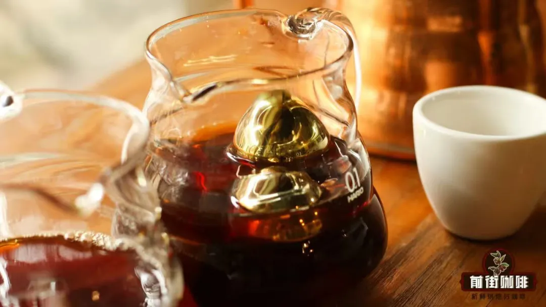 Does cold brew-style iced pour over retain its flavors? A real-world comparison of stainless steel ice cubes vs. traditional ice cubes