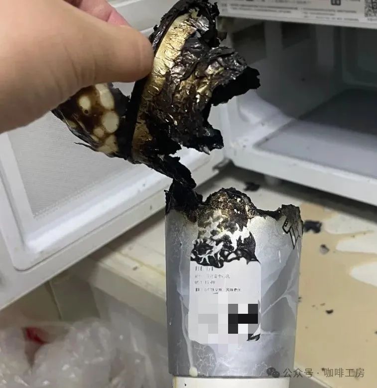 Microwave Milk Tea Danger Alert!The Reason Metal-Lined Paper Cups Can Catch Fire in 30 Seconds & Safe Alternatives