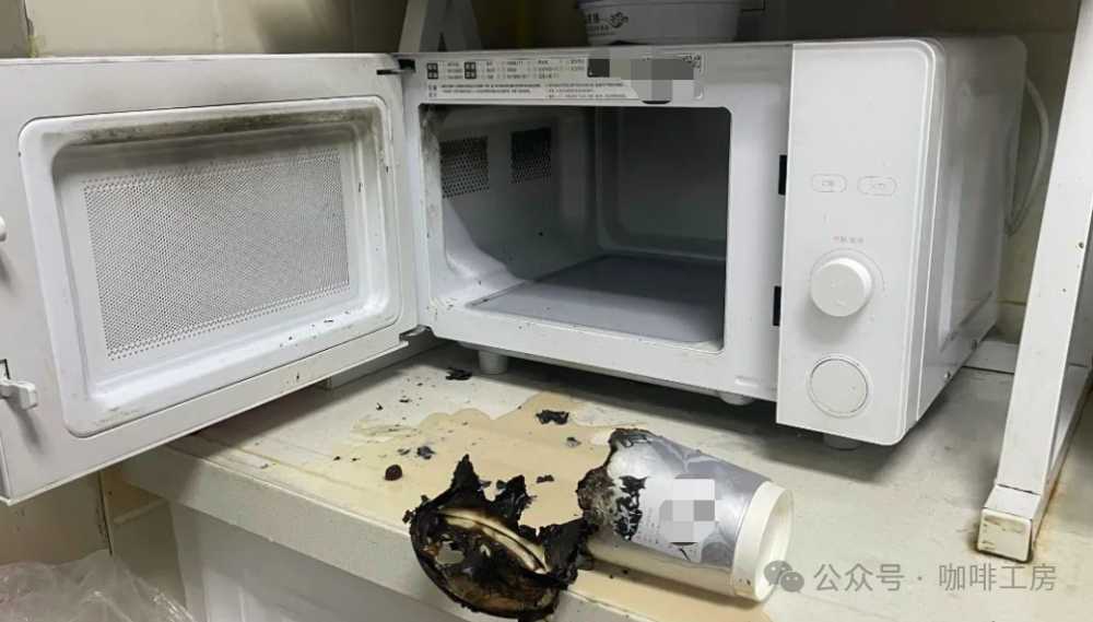 Microwave Milk Tea Danger Alert!The Reason Metal-Lined Paper Cups Can Catch Fire in 30 Seconds & Safe Alternatives