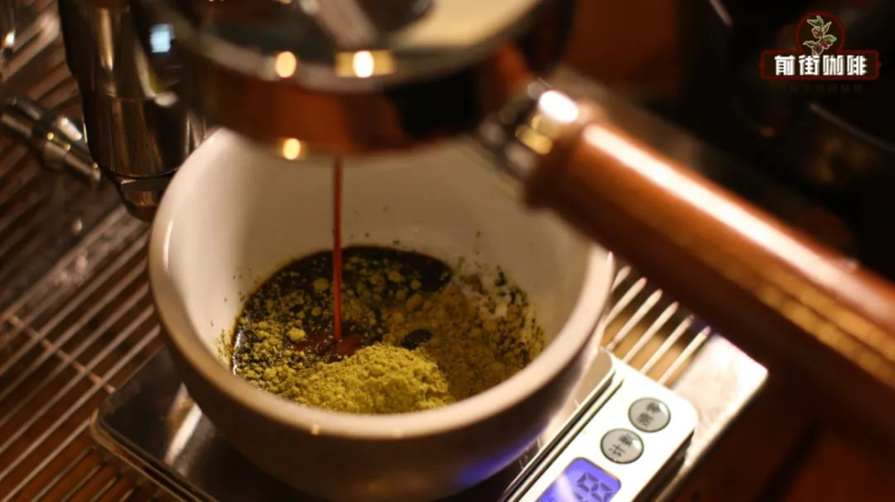 Green Tea Coffee DIY Guide: How Beginners Can Make a Matcha-Flavored Latte & Flavor Comparison