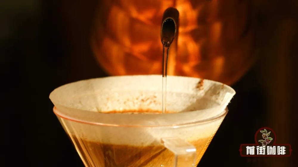 The Science Behind Bloom in Pour Over Coffee: How Degassing and Wetting Affect Extraction