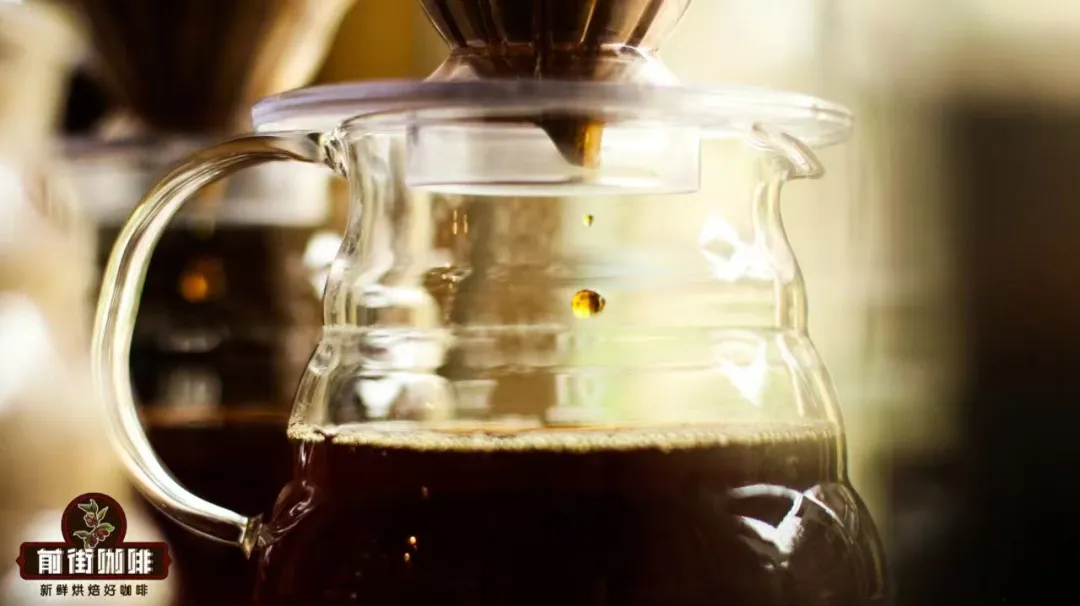 Should you swirl your pour over coffee? An analysis of how swirling the server affects flavor and temperature