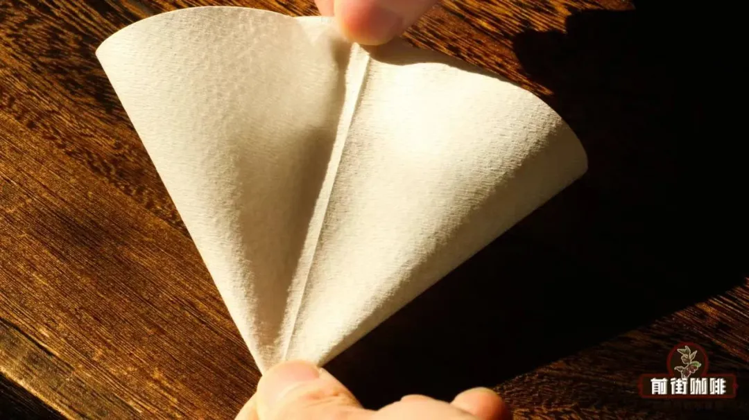 How to Choose Between Pour Over Paper Filters and Non-Woven Filters? A Complete Guide to Flavor Profiles and Filter Differences