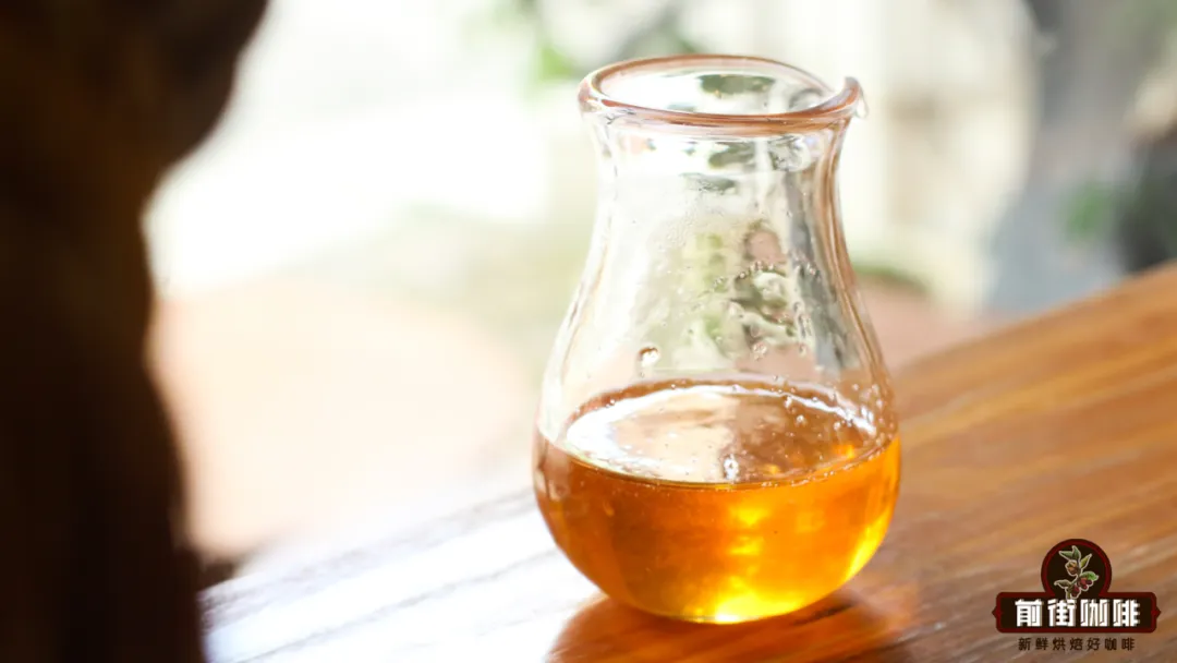 DIY Guide to Three Lemon Coffee Specials: Pour Over, Cold Brew & Sparkling Recipes
