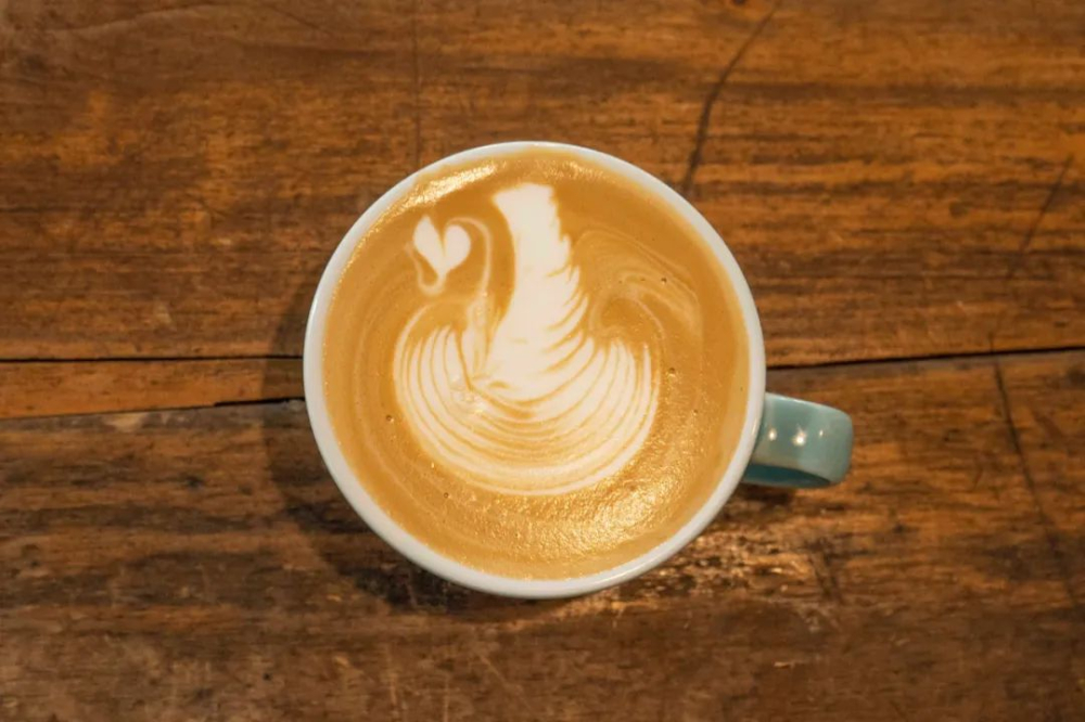 How to make milk poured over coffee? Flavor transformation techniques from French café au lait to Japanese interpretations