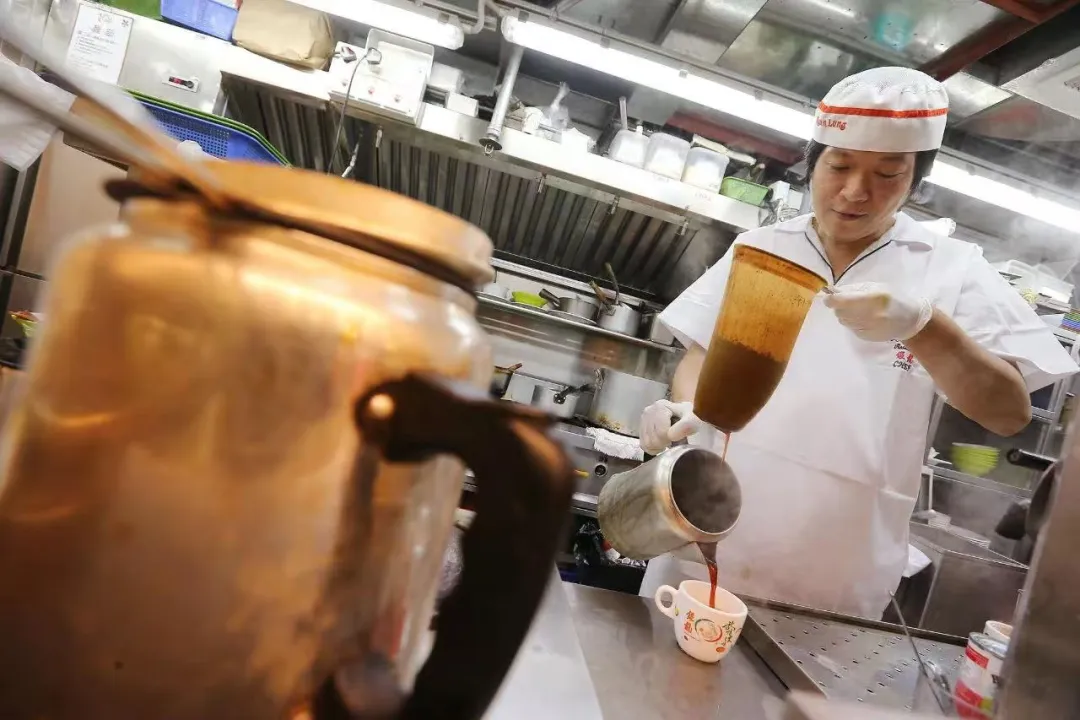 Hong Kong-style Yin Yang Milk Tea Recipe: A Complete Guide to Coffee-to-Tea Ratio, Ingredients, and Steps