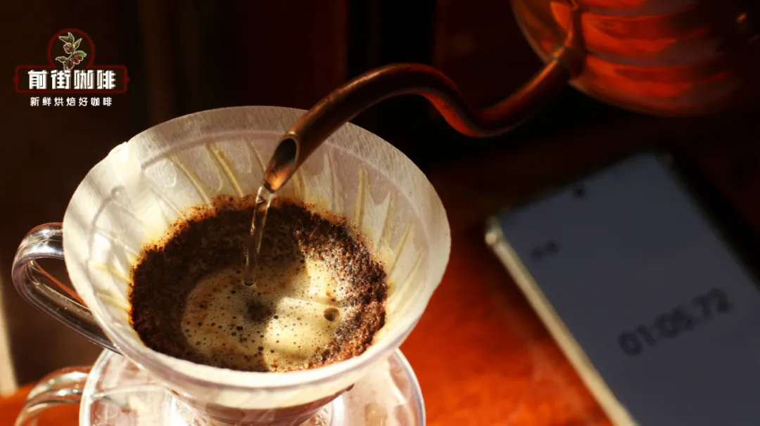 V60 Dripper Design Analysis: Essential Classic Structure and Usage Tips Every Pour Over Lover Should Know