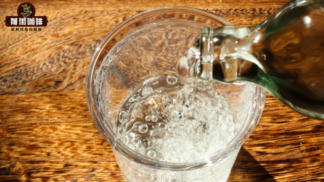 Five Practical Tips and Detail Analysis for Making Bubbly Iced Americano at Home Without Overflowing