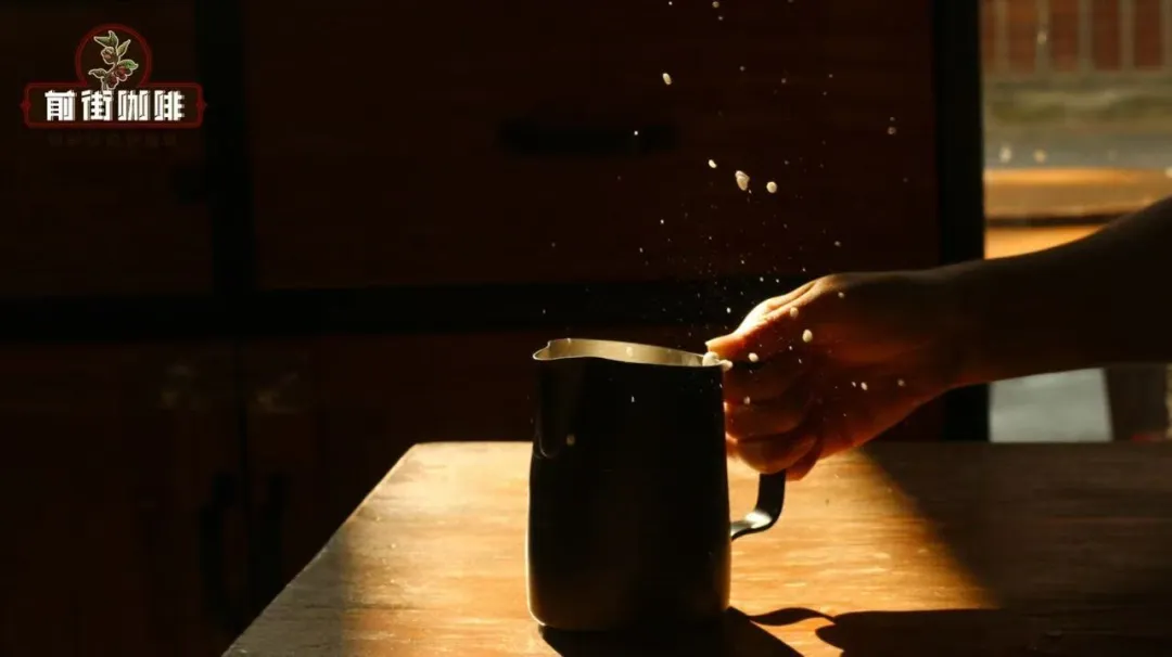 How to Fix Too Thick or Too Thin Milk Foam? A Complete Guide to Latte Art Pouring, Jug Tipping, and Pre-Infusion Techniques