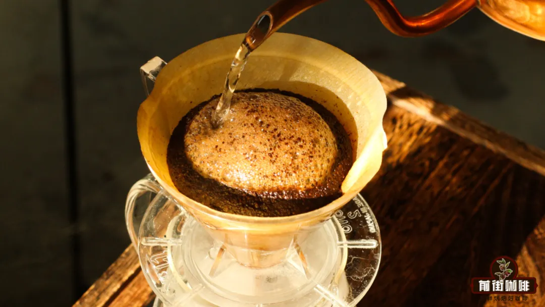 The Science Behind the Bloom in Pour Over Coffee: Analyzing the Impact of Freshness, Roast Level, and Brewing Parameters