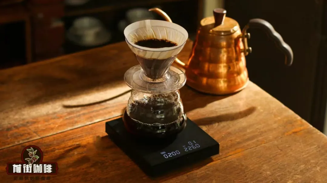 Should you stop pouring during pour over? Uncovering the truth and techniques to avoid over-extraction