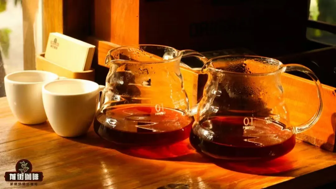 Analysis of Pour Over Coffee Liquor Color: Differences Between Dark and Light Roasts and Common Extraction Mistakes