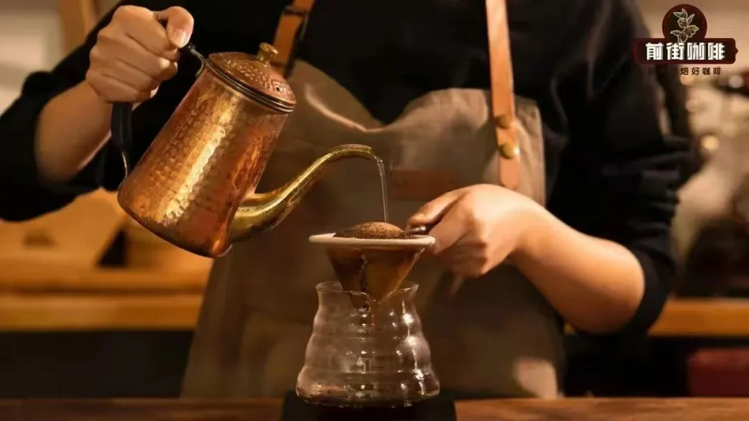 Should you stop pouring during pour over? Uncovering the truth and techniques to avoid over-extraction
